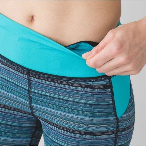 Lululemon Pace Rival Crop Space Dye Twist Naval Blue Peacock Womens 4 Athliesure - Picture 3 of 14